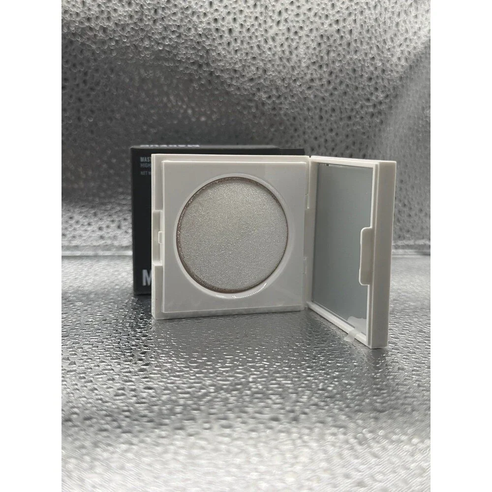 ✨ Makeup By Mario Master Crystal Reflector Highlighter – Quartz